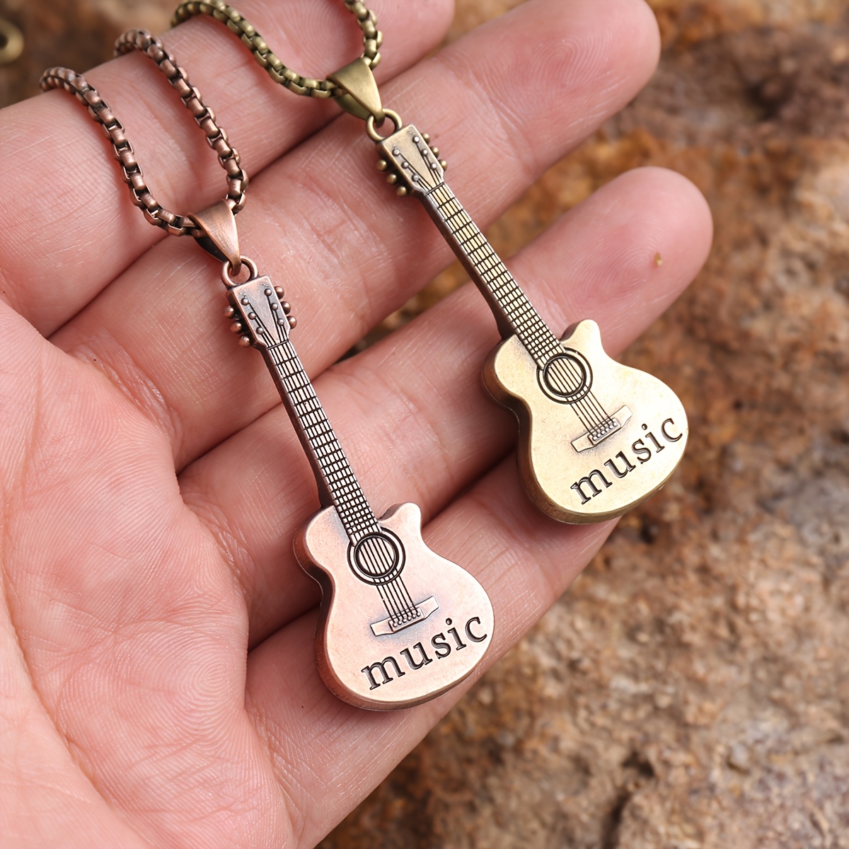 2pcs Guitar-Shaped Pendant Necklace Set, Unisex Daily Wear